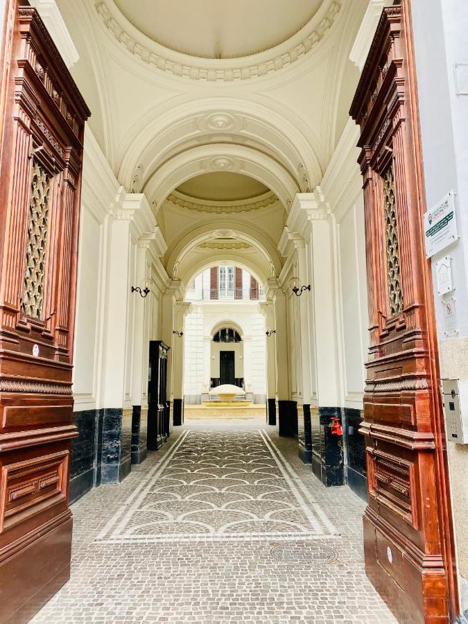 Piazza Amore Napoli Luxury Apartment Nel Cuore Di Napoli Eksteriør billede