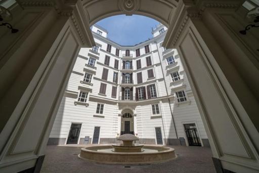 Piazza Amore Napoli Luxury Apartment Nel Cuore Di Napoli Eksteriør billede